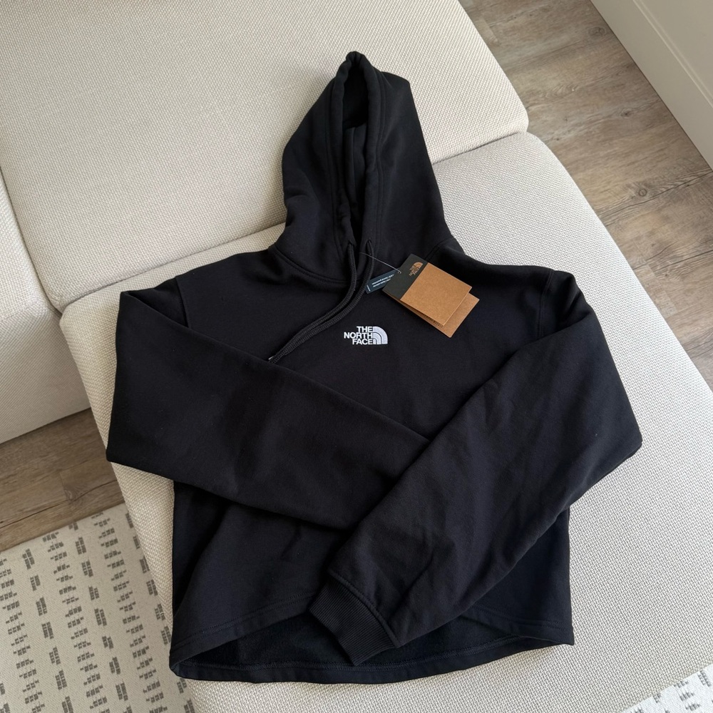 The North Face Hoodie Cropped NWT